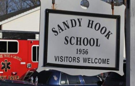  Top  Eroinele de la Sandy Hook: Sase profesoare care si-au aparat elevii