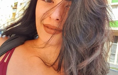 Tanara vindecata de cancer: Am stat 4 luni <izolata si voi nu rezistati 14 zile?