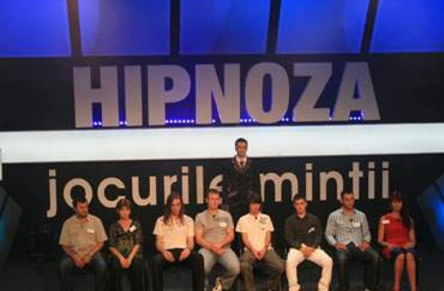 Politia din Anglia alearga infractorii in masini electrice!