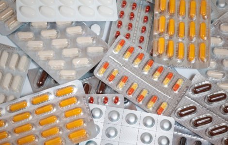 Situatia actuala dintr-un depozit de medicamente: Patronii fac milioane de euro!