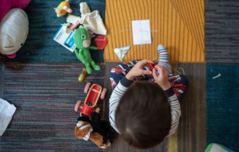 5 jocuri si activitati pentru copii care vor alunga plictiseala