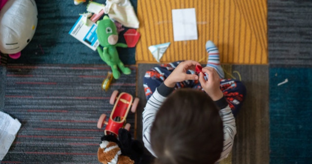 5 jocuri si activitati pentru copii care vor alunga plictiseala