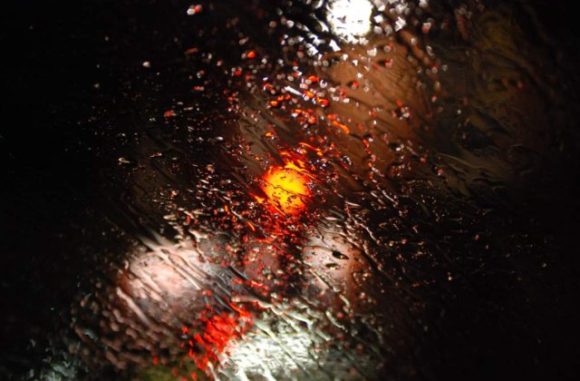 Canada: Un mort si 15 raniti, dupa ce scena unui festival s-a prabusit din cauza unei furtuni