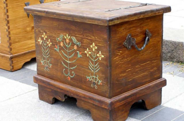 Se intampla azi in Bucuresti: Targul Anticarilor si un targ de artizanat