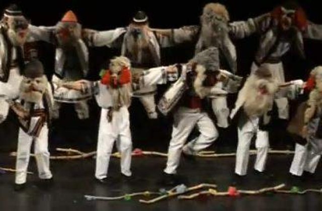 Iata vin colindatori: Colindul in traditia romaneasca