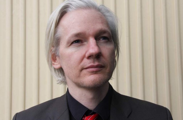 Assange: WikiLeaks va publica un milion de documente in 2013