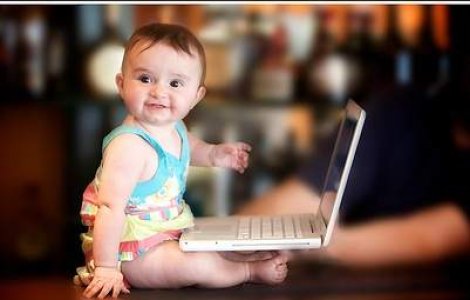 VIDEO: Si-a gasit copilul de vanzare pe internet