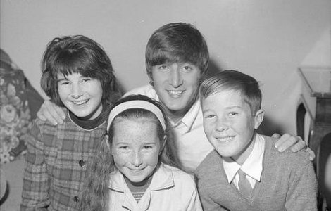 &#39;Nowhere Boy&#39;, cu John Lennon adolescent, inchide festivalul de film de la Londra