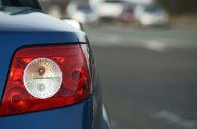 Peste o suta de soferi amendati in prima zi de Craciun