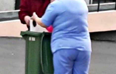 La Maternitatea Braila mancarea este preluata si dusa in spital cu pubela