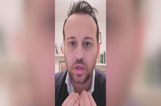 [Video] Mesajul dur al unui primar italian: "Suntem stresati sa stam acasa? Stresati erau bunicii nostri care mergeau la razboi"