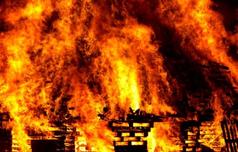 Arad: Tren Regio, cuprins de flacari. Nu exista victime