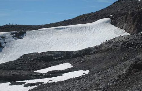 Alpinist roman mort in Mont-Blanc