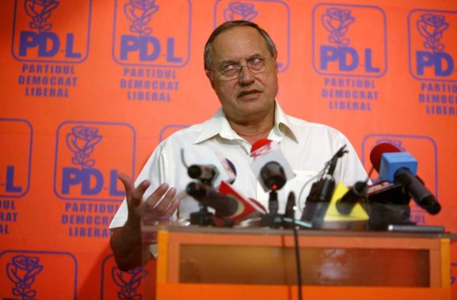 Toader (PDL): De vina pentru blocajele in descentralizare e PSD
