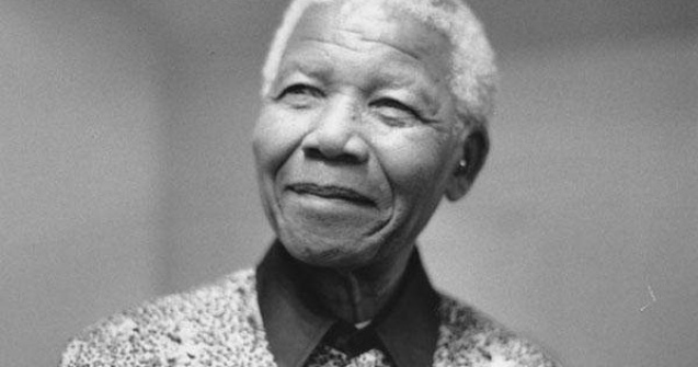 Nelson Mandela a fost externat, poate primi ingrijiri la domiciliu