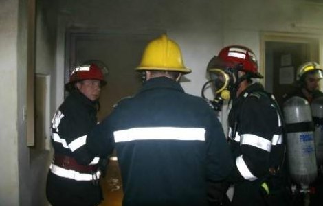O femeie a murit in urma unui incendiu intr-un apartament din cartierul Vitan din Capitala