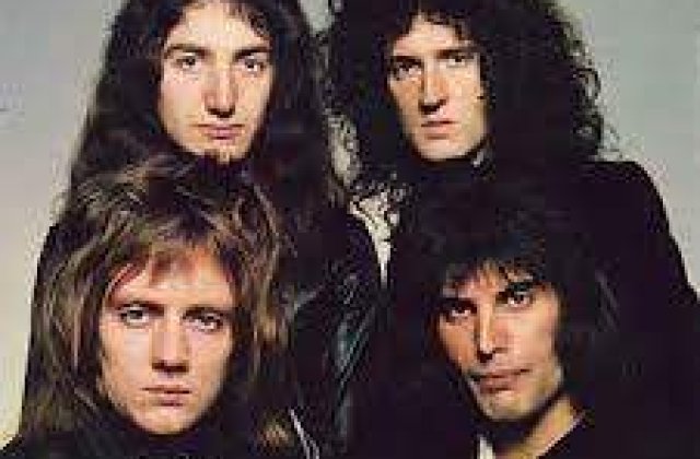 Membrii trupei Queen angajau oameni "ciudati" ca sa-i distreze