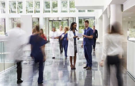 Un bărbat a vrut să arunce în aer un spital în care se află persoane cu COVID-19