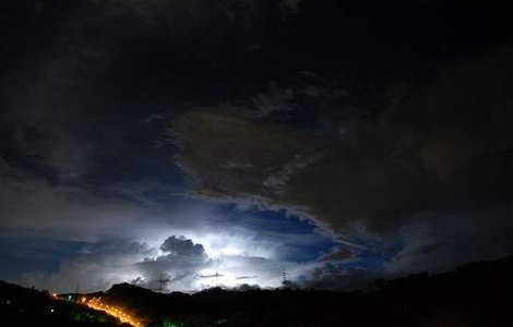 Taifun in China. 20.000 de persoane au fost evacuate