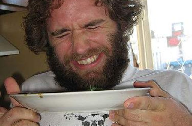 Nu strangeti cureaua: Datoriile ingrasa!