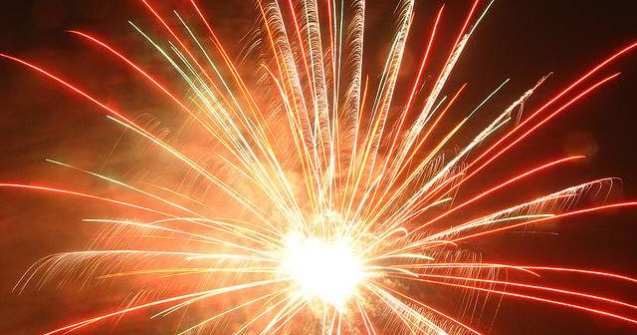  Top  REVELION 2013: Zeci de mii de romani au infruntat frigul pentru a sarbatori impreuna