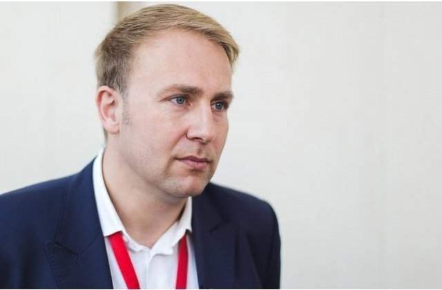Victor Costache, delclarații după demisie: &rdquo;Voi răm&acirc;ne &icirc;n linia &icirc;nt&acirc;i &icirc;n această criză&rdquo;