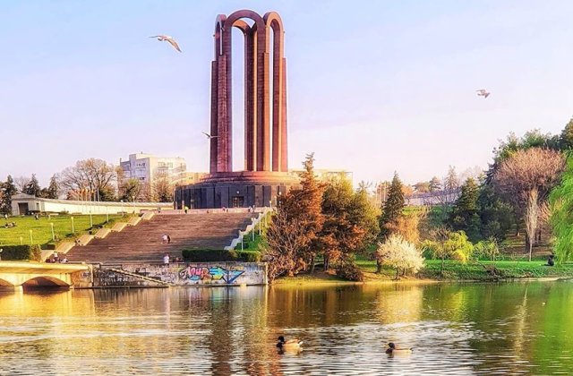 Noi măsuri pentru limitarea răspândirii pandemiei de COVID-19: Toate parcurile din București - închise