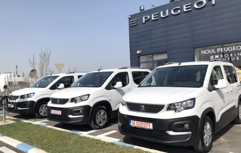 Trust Motors oferă trei autovehicule Peugeot Institutului Matei Balș