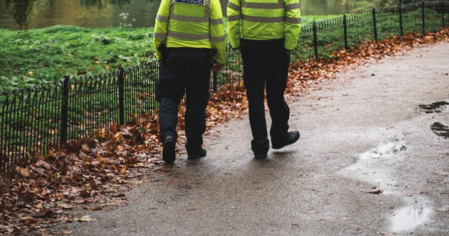 Un polițist cu simptome de Covid-19, ignorat de autorități