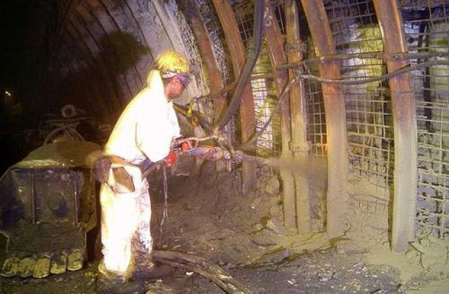 Doliu in Slovacia dupa moartea a 20 de mineri, in urma unei explozii in subteran