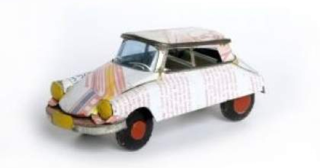 Taxa auto va fi inlocuita cu un "timbru de mediu", proprietarii de masini vechi platesc mai mult