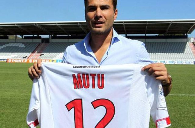 Mutu, EXCLUS DIN LOT de Ajaccio!