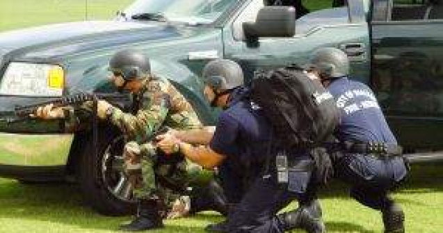 Un nou atentat in Aurora: Un barbat a ucis trei ostatici si a fost omorat de politie