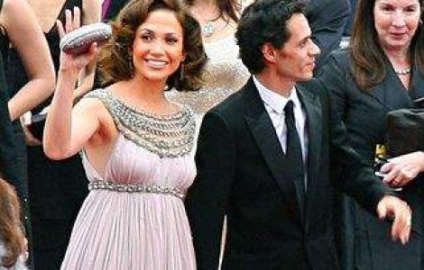 Jennifer Lopez se lupta cu kilogramele in plus