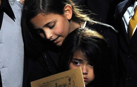 A fost descoperita mama surogat a lui Blanket Jacskon