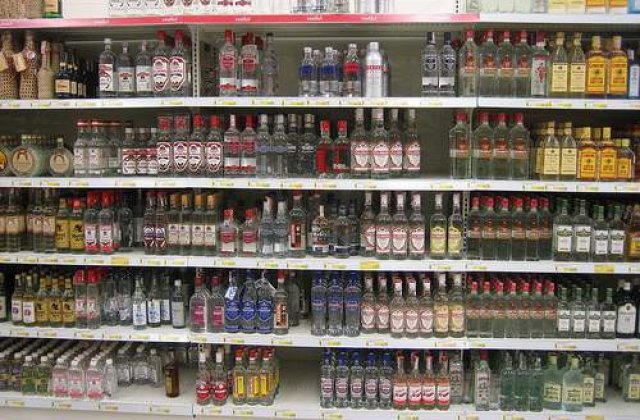 Medvedev: &#39;Alcoolismul este un flagel national in tara noastra&#39;