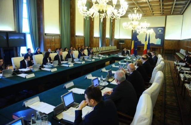 Guvernul ii explica lui Boc de ce OG pe taxele locale nu a fost adoptata inca