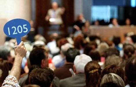  Top  Cele mai scumpe licitatii cu vedete: Zeci de mii de dolari pentru o intalnire