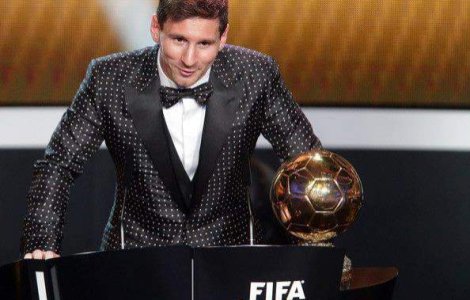 Lionel Messi, primul jucator din istorie care castiga de patru ori Balonul de Aur