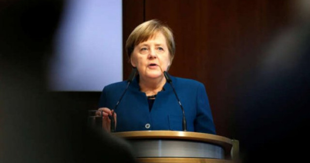 Angela Merkel se întoarce la Guvern după ce testul coronavirus a ieșit negativ