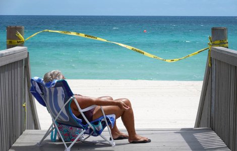 Două turiste, date în judecată după ce una din ele prezenta simptome de Covid-19