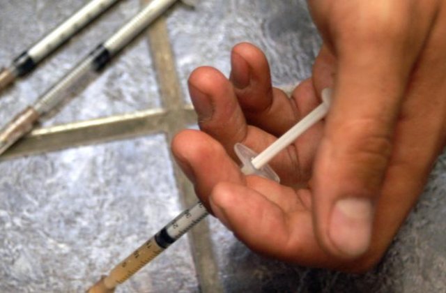 Traficant de droguri, prins de DIICOT. Ce scrisese pe adeverința pe proprie răspundere