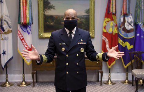 VIDEO Cum să îți faci acasă propria mască împotriva coronavirus