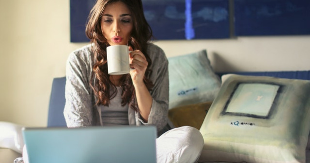 Cum să te deconectezi de la job când lucrezi de acasă