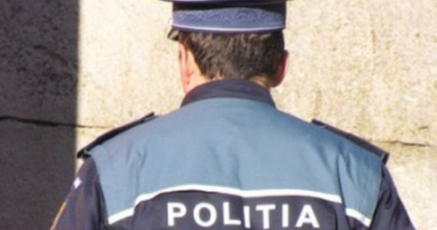 Polițist acuzat de o tânără că i-a cerut favoruri sexuale. Care este motivul