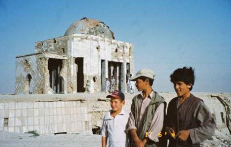 Afganistan, in pragul alegerilor: Cabine de vot separate pentru barbati si femei