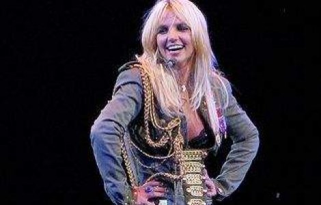 Cum a cheltuit Britney Spears 3.000 de dolari in 15 minute