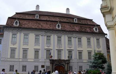 Brukenthal: Doua imagini &#39;secrete&#39;, descoperite sub un strat de pictura pe doua tablouri