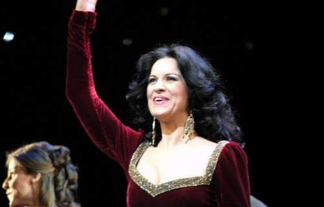 Soprana Angela Gheorghiu pune in incurcatura Opera Metropolitana din New York