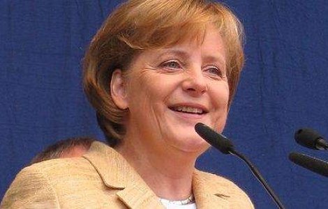 Angela Merkel ii cere lui Medvedev sa respecte drepturile omului